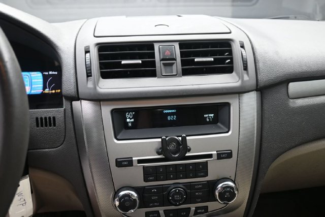 Used 2010 Ford Fusion Hybrid FWD image 11