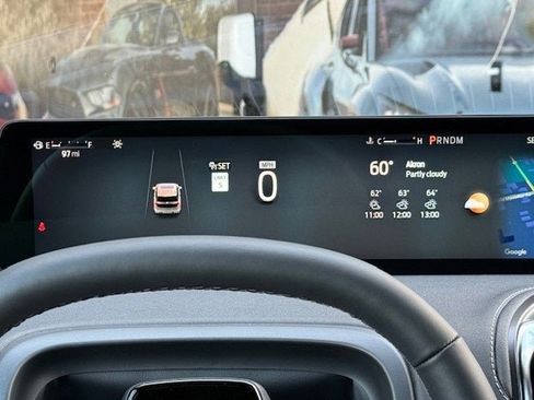 New 2025 Ford Expedition Max Platinum w/ Stealth Performance Package image 38