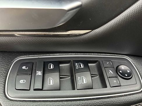 Used 2019 RAM 1500 Sport w/ Level 2 Equipment Group AWD/4WD image 15