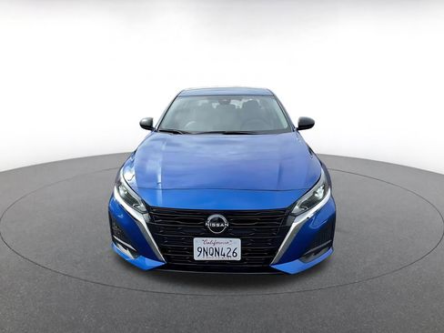 Used 2025 Nissan Altima 2.5 SV image 4