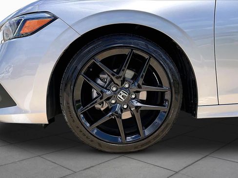 Used 2024 Honda Civic Sport image 11