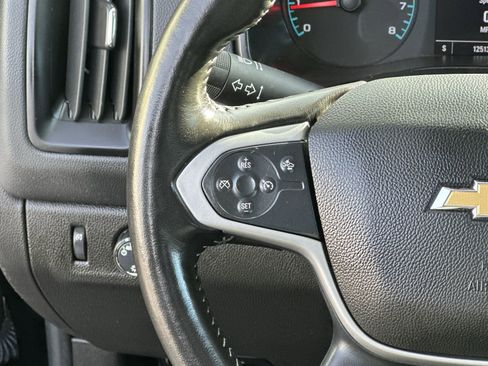 Used 2022 Chevrolet Colorado LT w/ Fleet Safety Package image 20