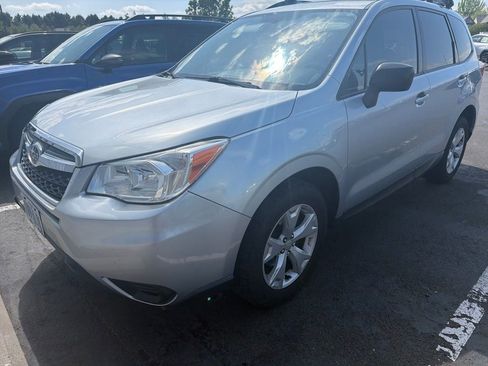 Used 2015 Subaru Forester 2.5i w/ Alloy Wheel Package AWD/4WD image 4