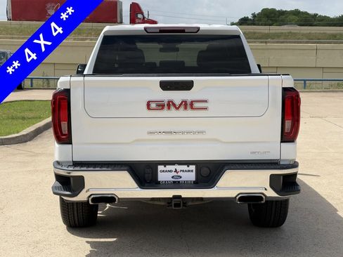 Used 2022 GMC Sierra 1500 SLT w/ SLT Convenience Package AWD/4WD image 7