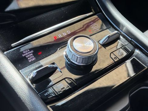 Used 2021 Jeep Grand Cherokee L Summit w/ Advanced Protech Group IV AWD/4WD image 22