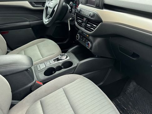 Used 2021 Ford Escape S image 16