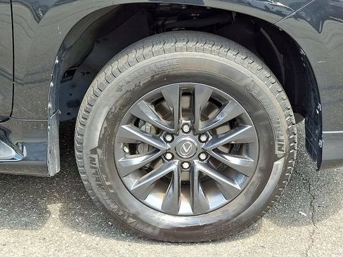 Certified 2023 Lexus GX 460 Premium w/ Premium Package AWD/4WD image 8