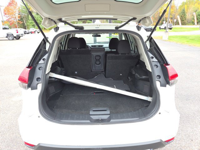 Used 2018 Nissan Rogue SV FWD image 31
