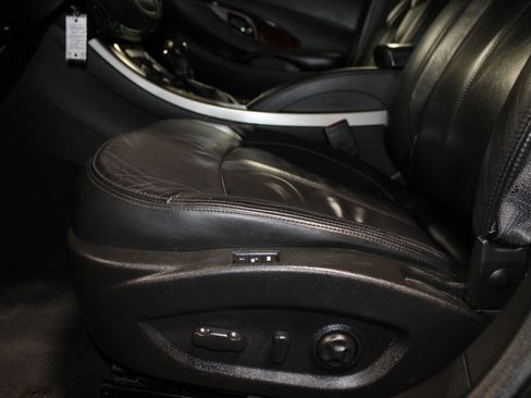 Used 2012 Buick LaCrosse Premium FWD image 24