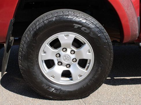 Used 2007 Toyota Tacoma PreRunner image 30