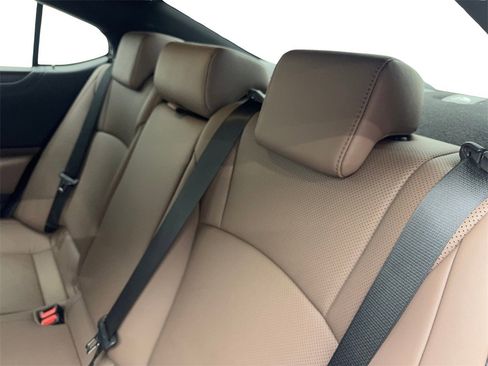 Used 2023 Lexus ES 350 w/ Premium Package image 34