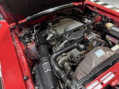 Used 1988 Ford Mustang LX RWD image 42