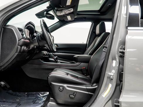 Used 2023 Dodge Durango R/T image 38