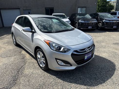 Used 2013 Hyundai Elantra GT FWD image 8