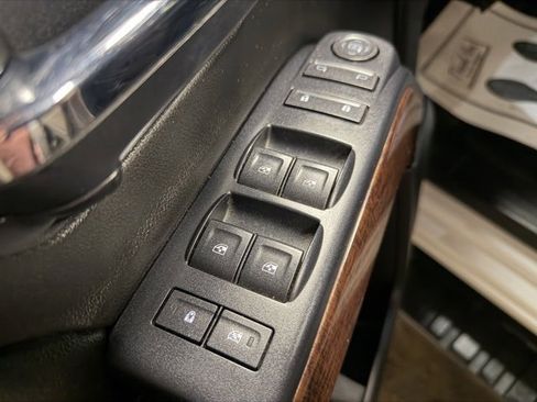 Used 2016 GMC Sierra 1500 SLE w/ SLE Value Package image 14