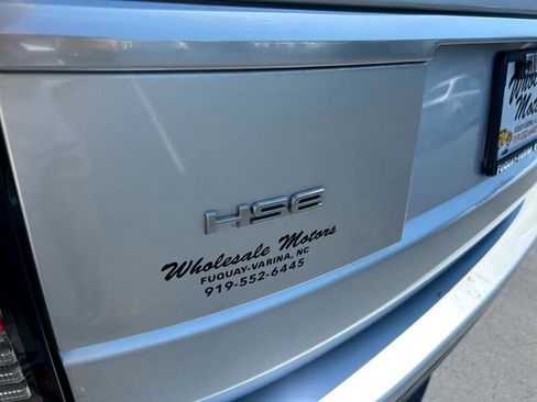 Used 2016 Land Rover Range Rover HSE image 32