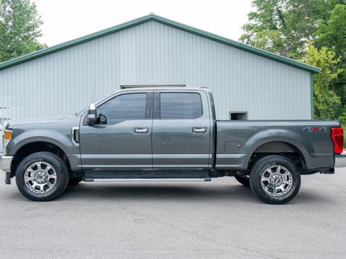 Used 2020 Ford F250 XLT w/ XLT Premium Package AWD/4WD image 6