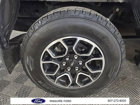 Used 2022 Ford F150 XLT w/ Equipment Group 302A High image 16