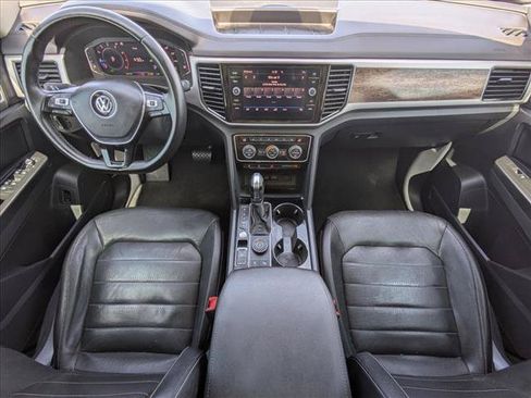 Used 2019 Volkswagen Atlas SEL Premium AWD/4WD image 18