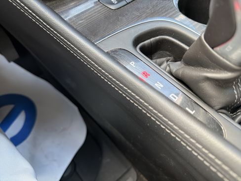 Used 2019 Buick Envision Essence AWD/4WD image 26