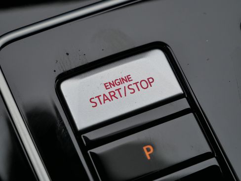 Certified 2024 Volkswagen GTI S image 27