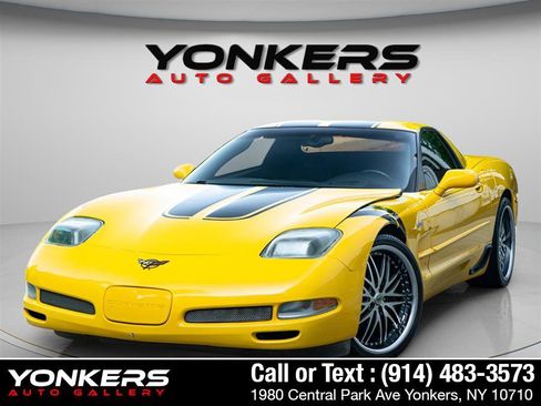 Used 2003 Chevrolet Corvette Z06 w/ Memory Package, 3 Drivers image 4