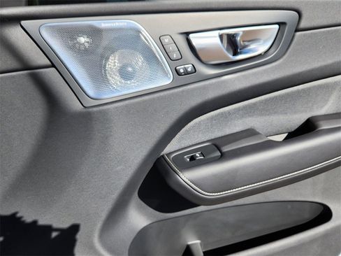 Used 2024 Volvo XC60 T8 Polestar image 22