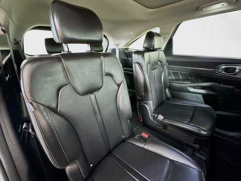Used 2024 Kia Sorento SX AWD/4WD image 28