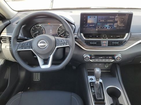 New 2025 Nissan Altima 2.5 SV w/ SV Special Edition Package image 8