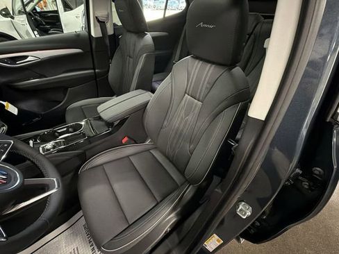 New 2026 Buick Envision Avenir image 20