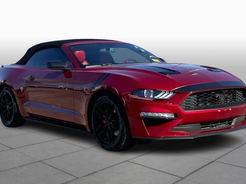 Certified 2018 Ford Mustang Convertible w/ Equipment Group 101A image 3