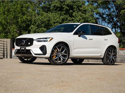 Certified 2024 Volvo XC60 T8 Polestar AWD/4WD image 1