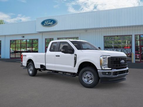 New 2026 Ford F250 XL w/ XL Chrome Package image 7