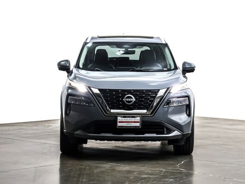 Used 2022 Nissan Rogue SL w/ SL Premium Package image 4