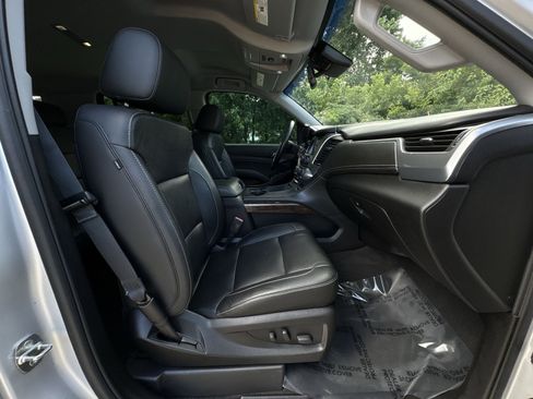 Used 2019 Chevrolet Tahoe LT AWD/4WD image 28