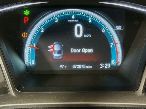 Used 2018 Honda Civic EX image 16