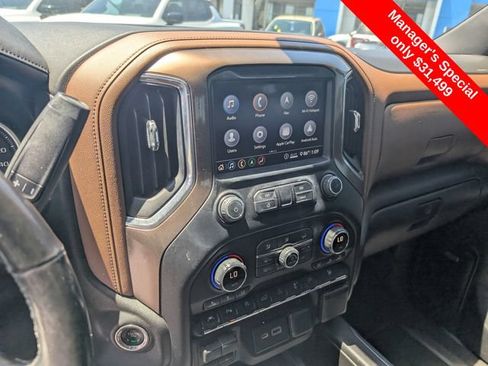 Used 2020 Chevrolet Silverado 1500 High Country w/ Technology Package AWD/4WD image 21
