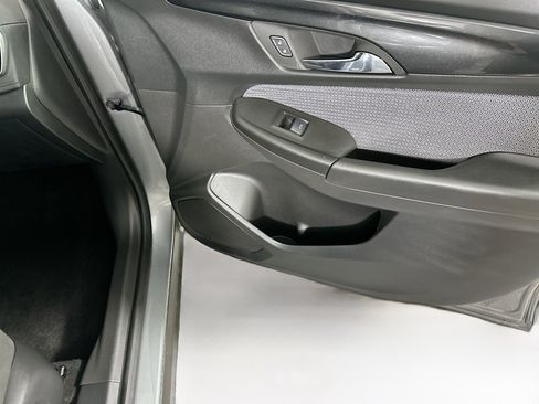 Used 2025 Chevrolet TrailBlazer LT image 29