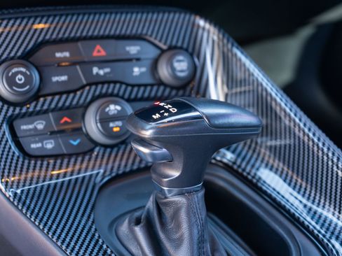 Used 2020 Dodge Challenger SXT w/ Plus Package image 15