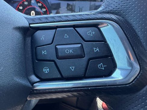 Used 2025 Ford Mustang GT Premium RWD image 15