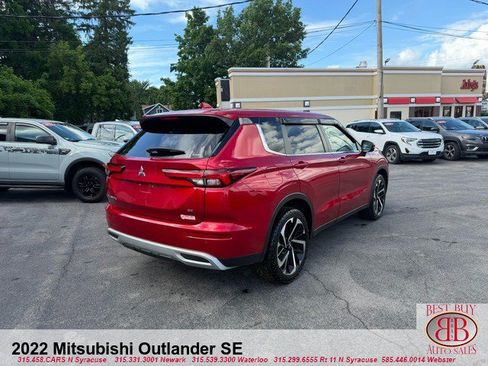 Used 2022 Mitsubishi Outlander SE AWD/4WD image 4