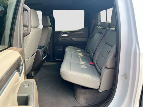 Used 2024 Chevrolet Silverado 1500 LTZ image 25