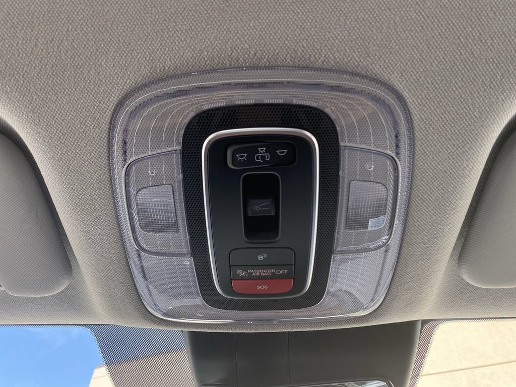 New 2026 Hyundai Elantra Limited FWD image 27