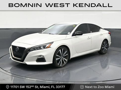 Used 2019 Nissan Altima 2.5 SR FWD image 1