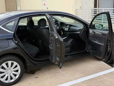 Used 2019 Nissan Sentra S FWD image 17