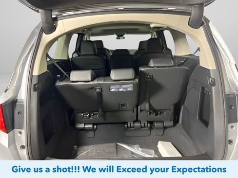 New 2026 Honda Odyssey EX-L image 8