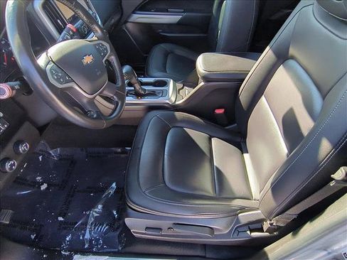 Used 2020 Chevrolet Colorado ZR2 image 16