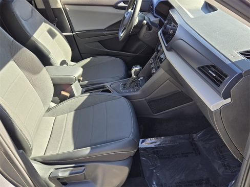 Used 2022 Volkswagen Taos SE w/ Driver Assistance Package image 20