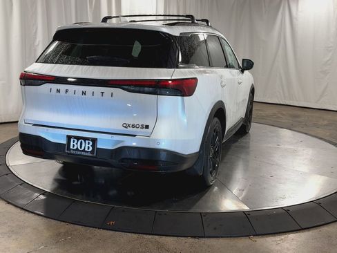 Certified 2026 INFINITI QX60 Sport w/ Dark Cargo Package AWD/4WD image 12