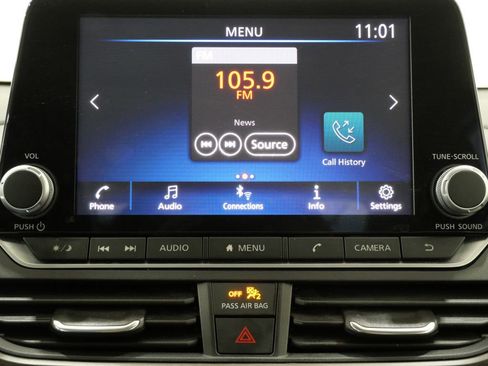 Used 2023 Nissan Altima 2.5 SV image 16